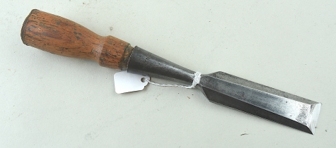 One-inch beveled chisel