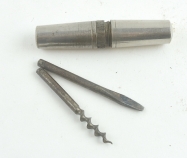 Tool handle with two tools